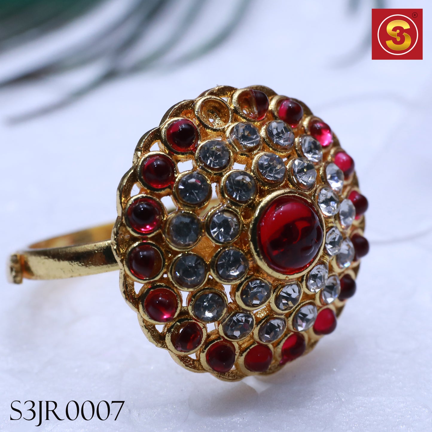 Maharani Magic: Red & White Kundan Ring(S3JR0007)