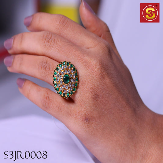 Emerald Oasis: Green & White Kundan Ring(S3JR0008)