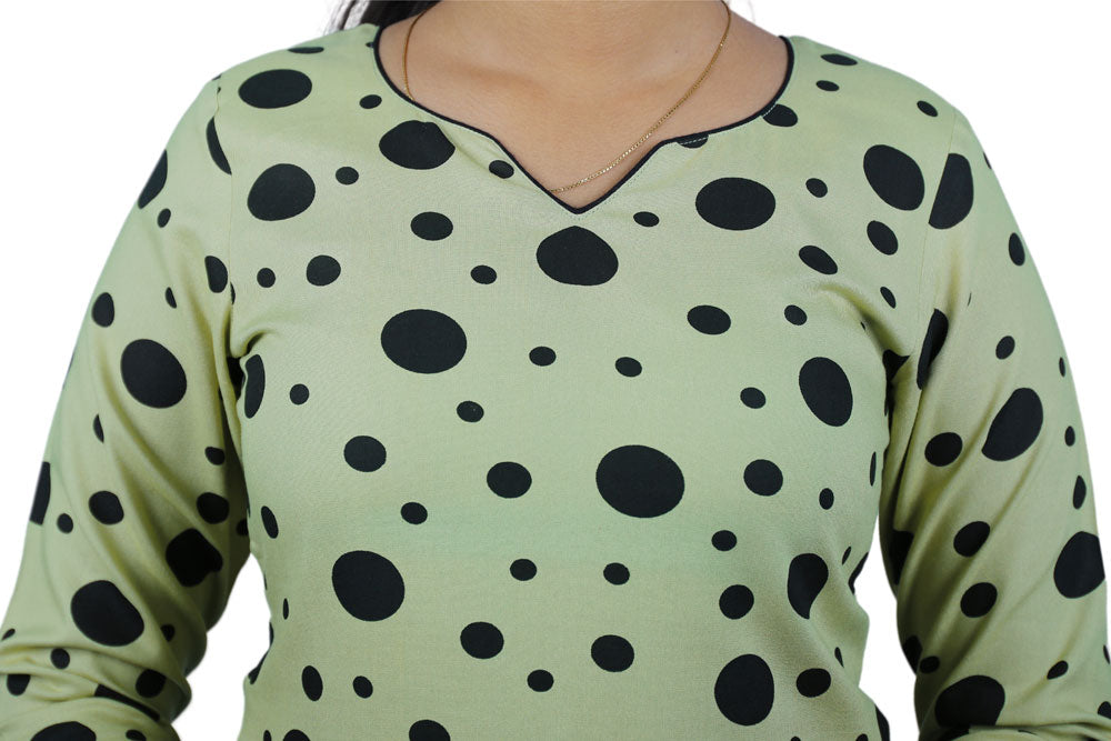 Women Polka Print Straight Kurta (Green) | S3X101