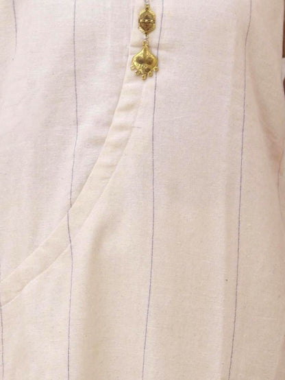 Half White Straight Muslin Kurta | S3K067