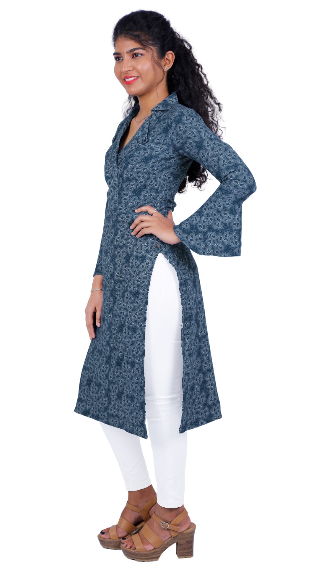 Women Paisley Straight Kurta | S3K044